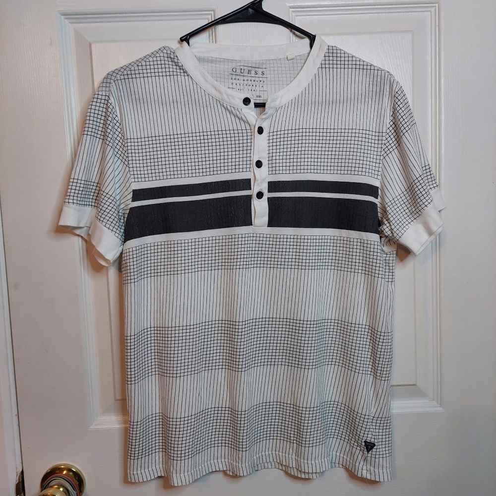 Guess White Black Grid Checkered Geometric Crew Neck Henley Tshirt Size XS